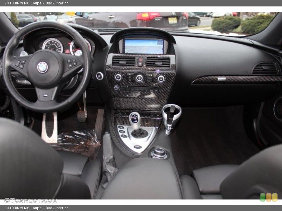 Black Interior Dashboard for the 2010 BMW M6 Coupe #76024045
