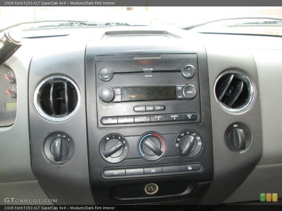 Medium/Dark Flint Interior Controls for the 2006 Ford F150 XLT SuperCab 4x4 #76027882
