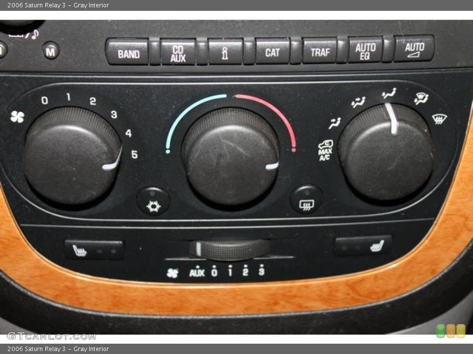 Gray Interior Controls for the 2006 Saturn Relay 3 #76029510