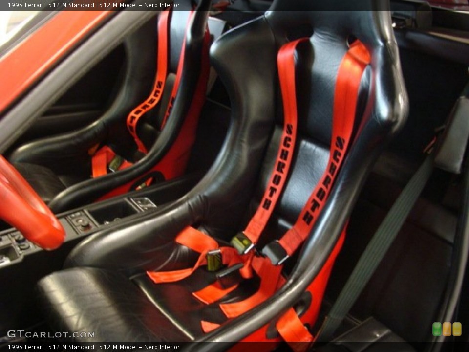 Nero Interior Front Seat for the 1995 Ferrari F512 M  #76030689