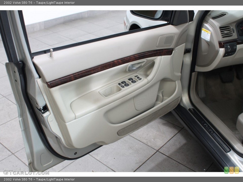 Taupe/LightTaupe Interior Door Panel for the 2002 Volvo S80 T6 #76033302