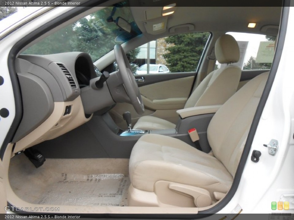 Blonde Interior Photo for the 2012 Nissan Altima 2.5 S #76039305