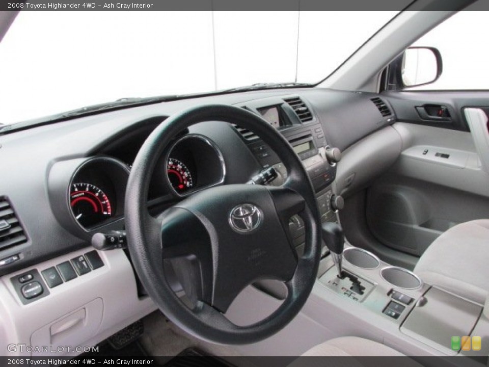 Ash Gray Interior Photo for the 2008 Toyota Highlander 4WD #76040895