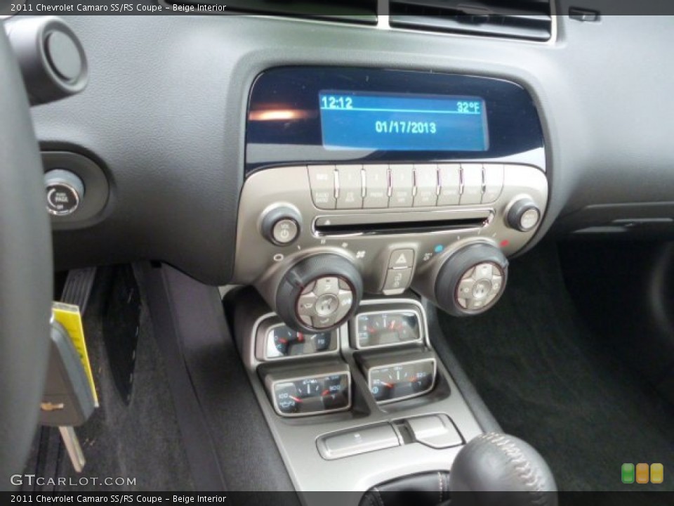 Beige Interior Controls for the 2011 Chevrolet Camaro SS/RS Coupe #76056327
