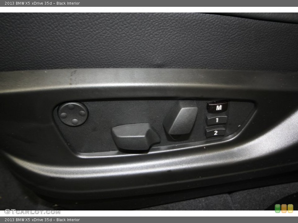 Black Interior Controls for the 2013 BMW X5 xDrive 35d #76066810