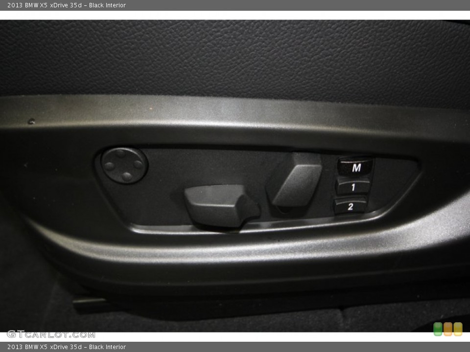 Black Interior Controls for the 2013 BMW X5 xDrive 35d #76067082