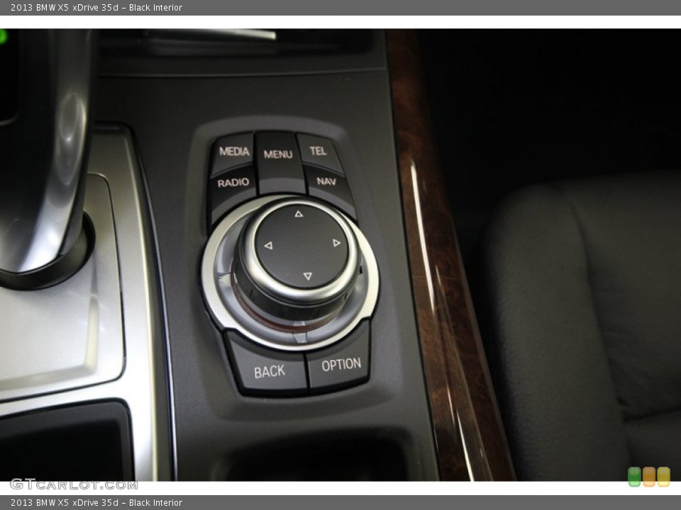 Black Interior Controls for the 2013 BMW X5 xDrive 35d #76067118
