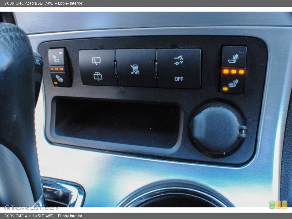 Ebony Interior Controls for the 2009 GMC Acadia SLT AWD #76080674