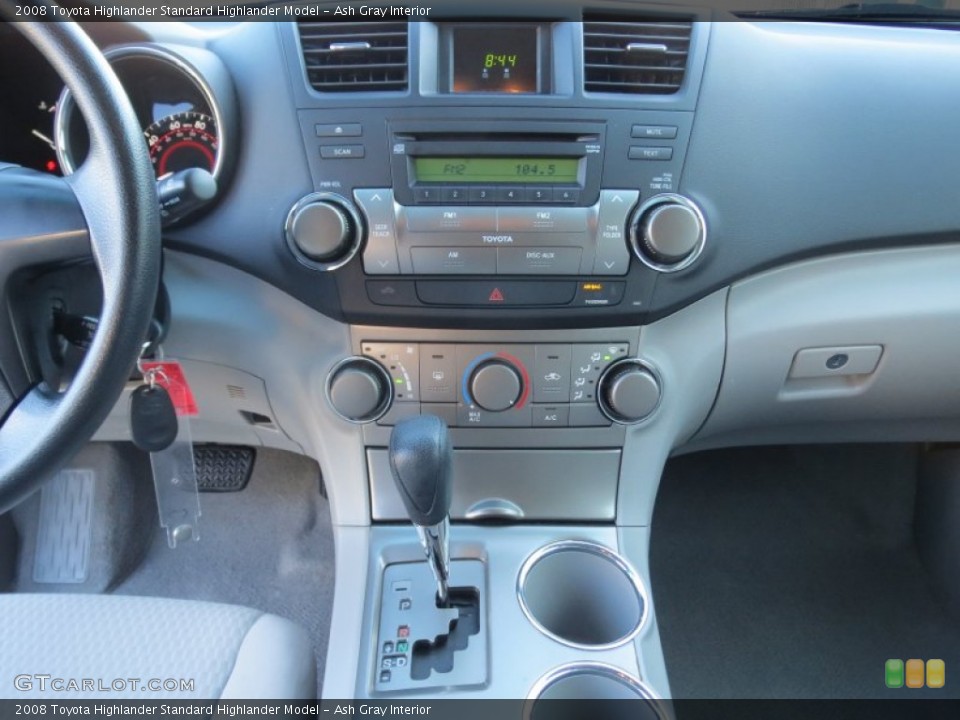Ash Gray Interior Controls for the 2008 Toyota Highlander  #76081745