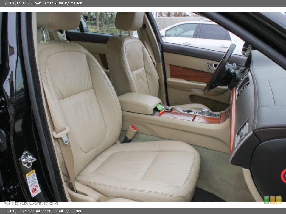 Barley Interior Photo for the 2010 Jaguar XF Sport Sedan #76082017