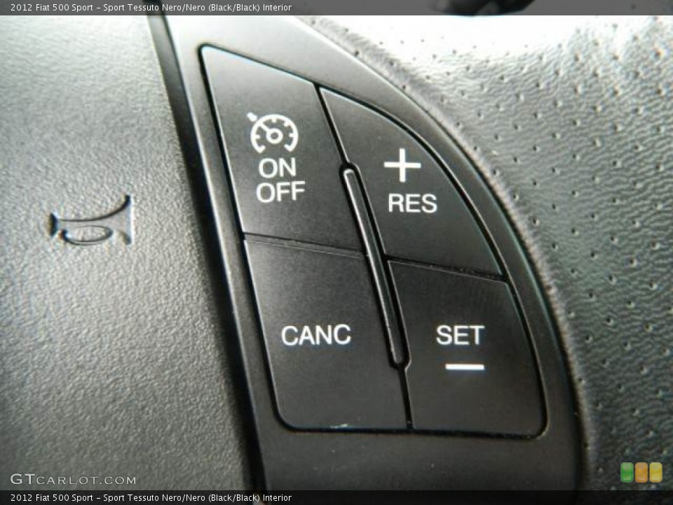Sport Tessuto Nero/Nero (Black/Black) Interior Controls for the 2012 Fiat 500 Sport #76084574