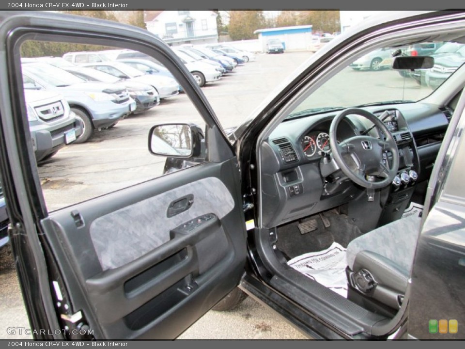 Black Interior Photo for the 2004 Honda CR-V EX 4WD #76103426