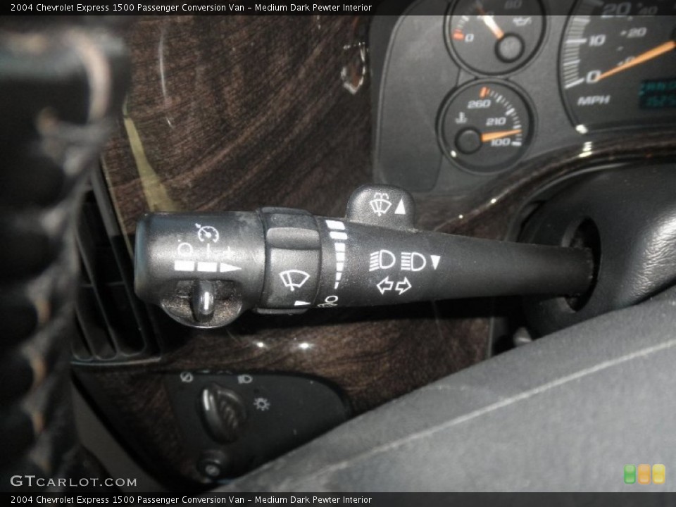 Medium Dark Pewter Interior Controls for the 2004 Chevrolet Express 1500 Passenger Conversion Van #76117742