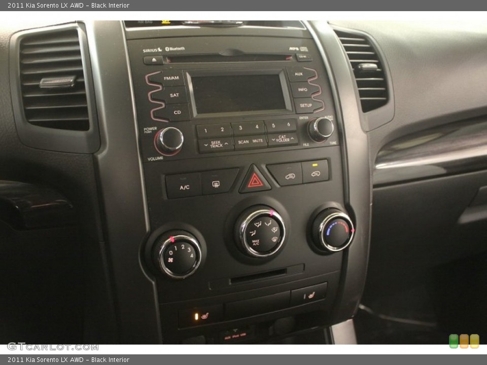 Black Interior Controls for the 2011 Kia Sorento LX AWD #76118066