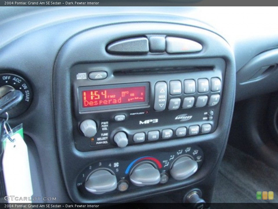 Dark Pewter Interior Controls for the 2004 Pontiac Grand Am SE Sedan #76124042