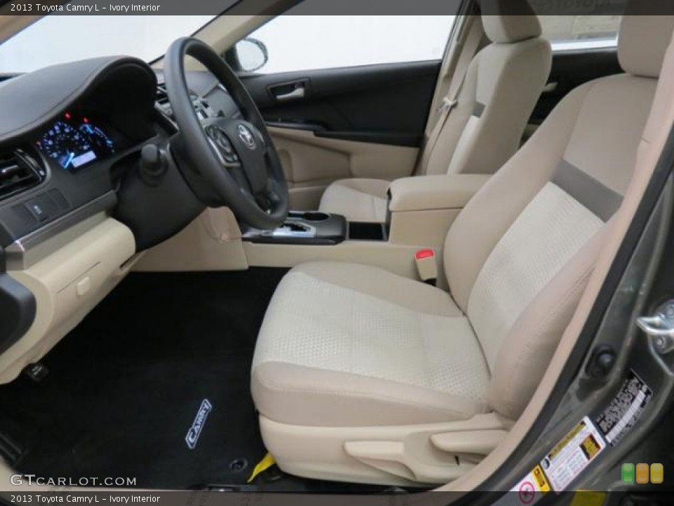Ivory Interior Photo for the 2013 Toyota Camry L #76125686