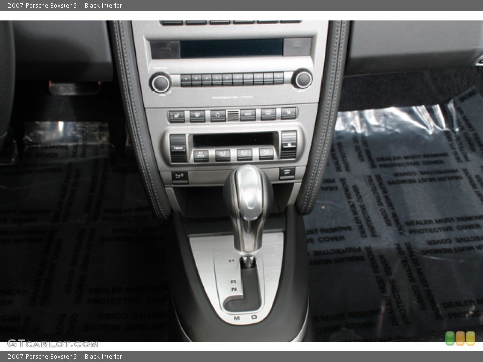 Black Interior Controls for the 2007 Porsche Boxster S #76135394