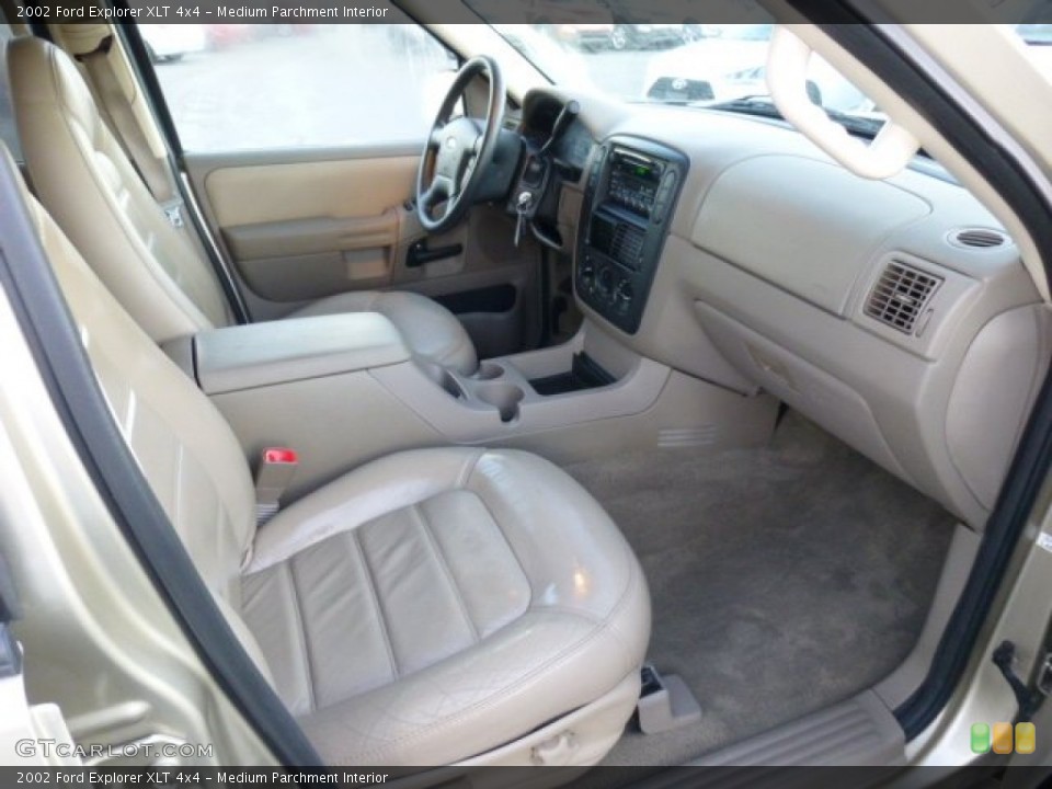 Medium Parchment Interior Photo for the 2002 Ford Explorer XLT 4x4 #76146735