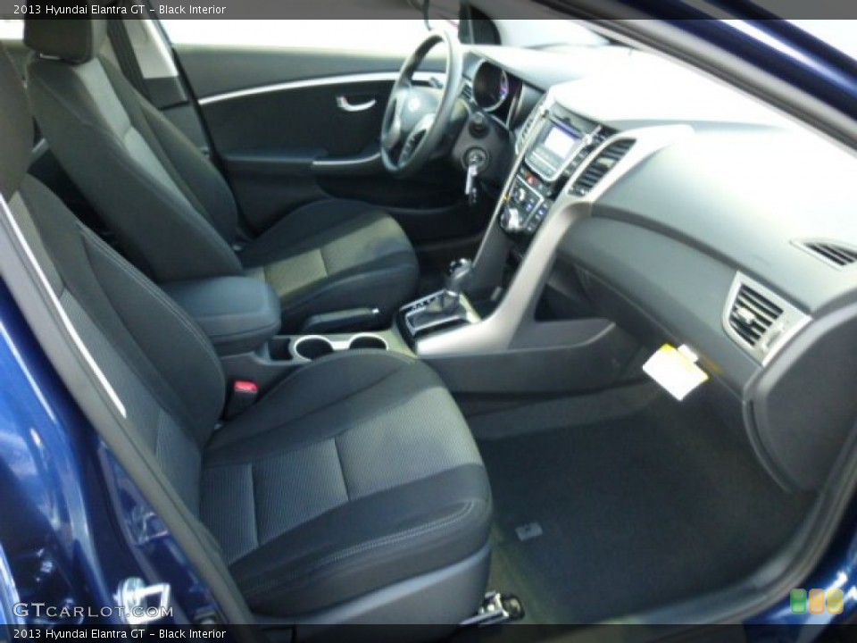Black Interior Photo for the 2013 Hyundai Elantra GT #76148196