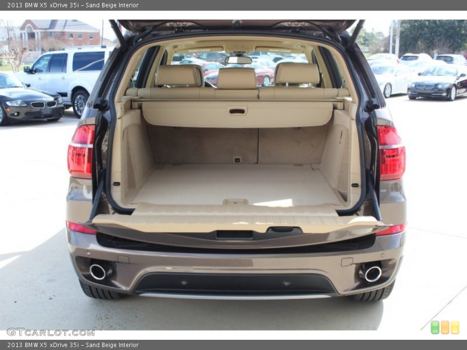 Sand Beige Interior Trunk for the 2013 BMW X5 xDrive 35i #76162255