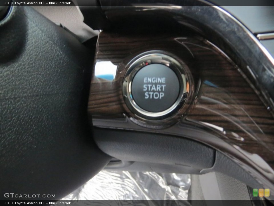 Black Interior Controls for the 2013 Toyota Avalon XLE #76193272