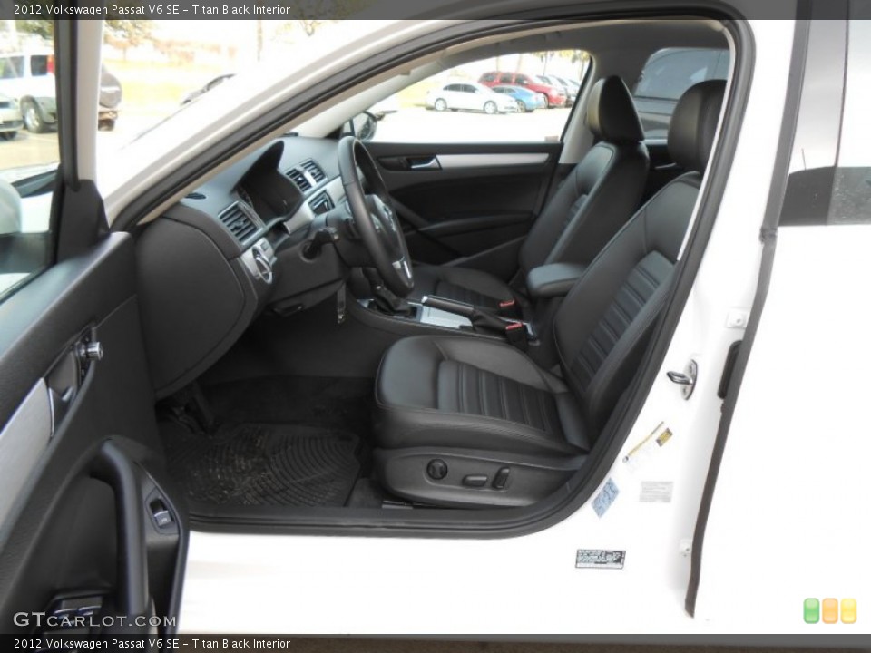 Titan Black Interior Photo for the 2012 Volkswagen Passat V6 SE #76193879