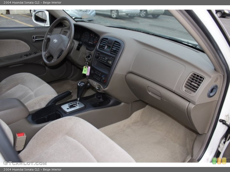 Beige Interior Dashboard for the 2004 Hyundai Sonata GLS #76194197