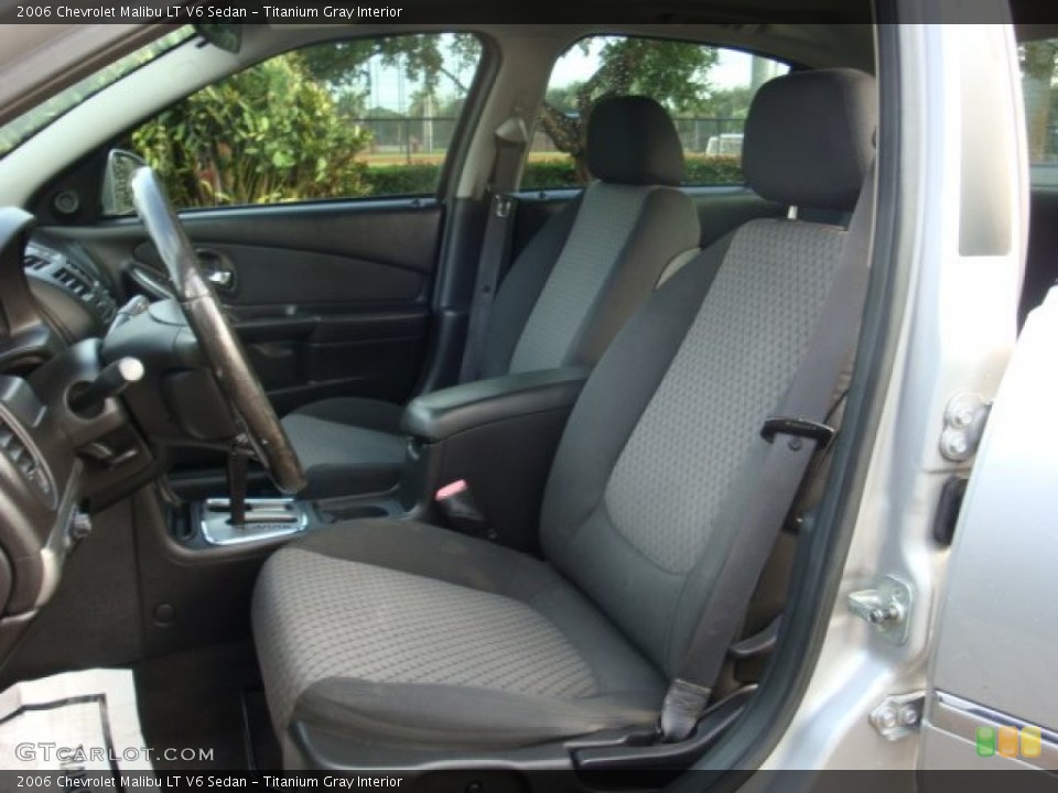 Titanium Gray Interior Photo for the 2006 Chevrolet Malibu LT V6 Sedan #76198634