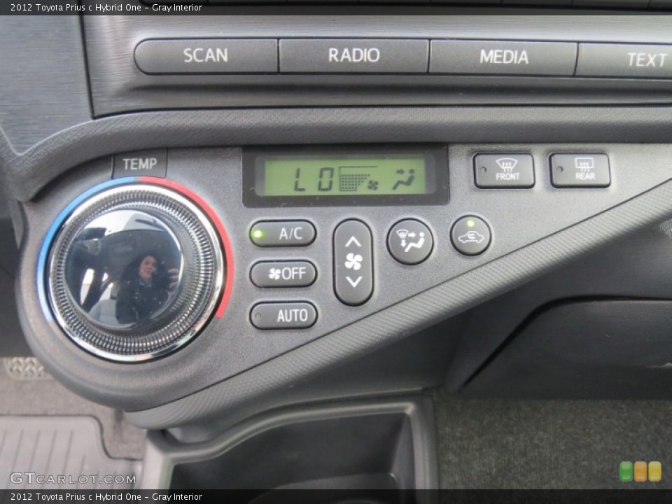 Gray Interior Controls for the 2012 Toyota Prius c Hybrid One #76199261