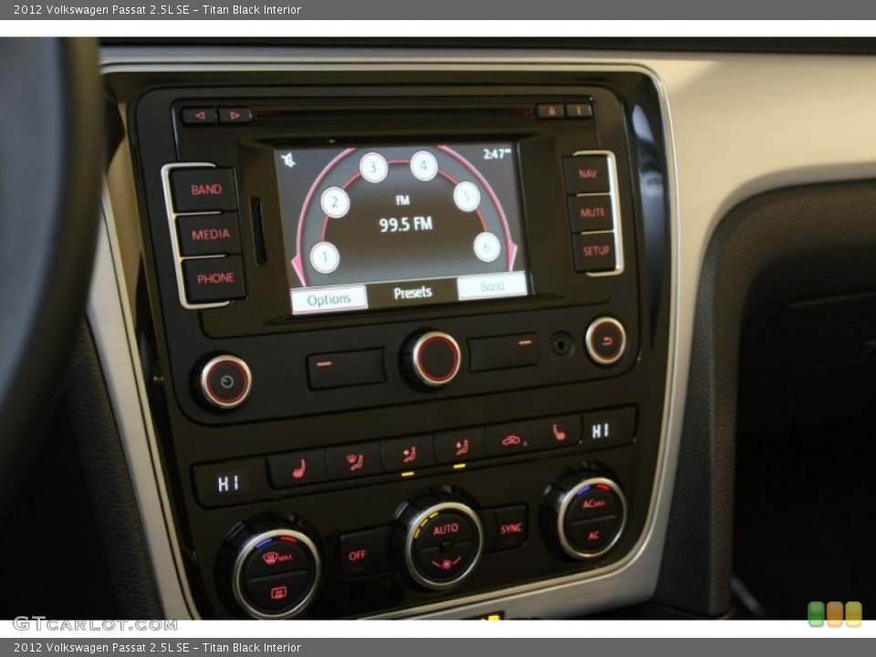 Titan Black Interior Controls for the 2012 Volkswagen Passat 2.5L SE #76210628