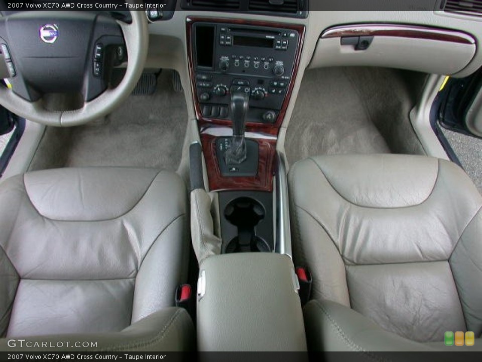 Taupe Interior Photo for the 2007 Volvo XC70 AWD Cross Country #76210815