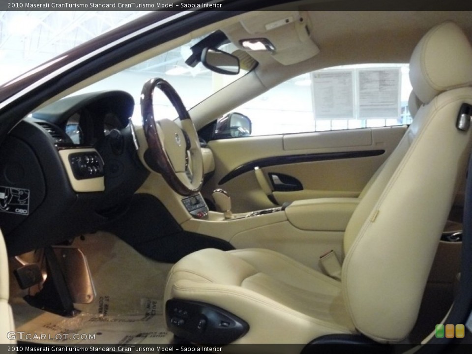 Sabbia Interior Photo for the 2010 Maserati GranTurismo  #76218596