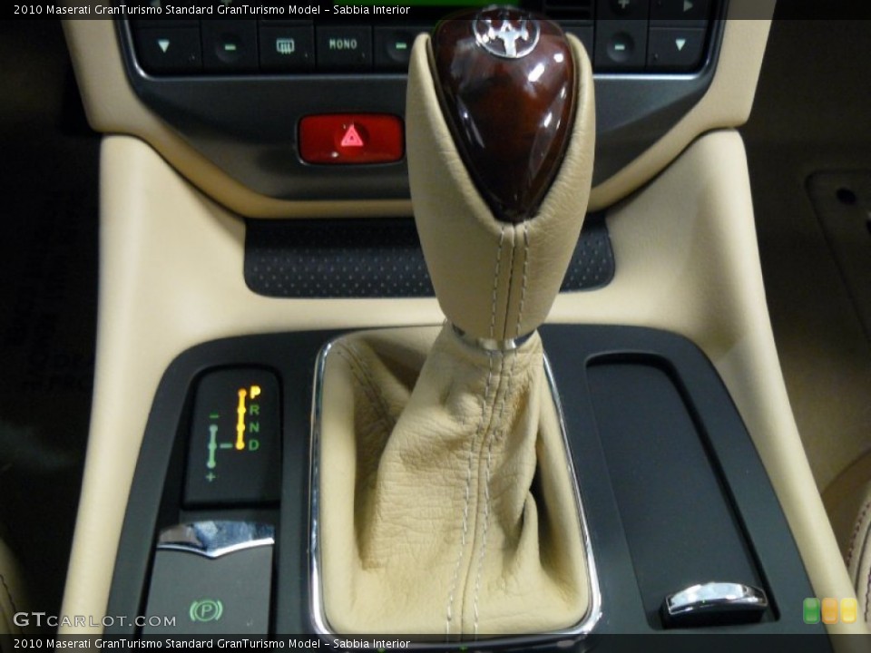 Sabbia Interior Transmission for the 2010 Maserati GranTurismo  #76218734