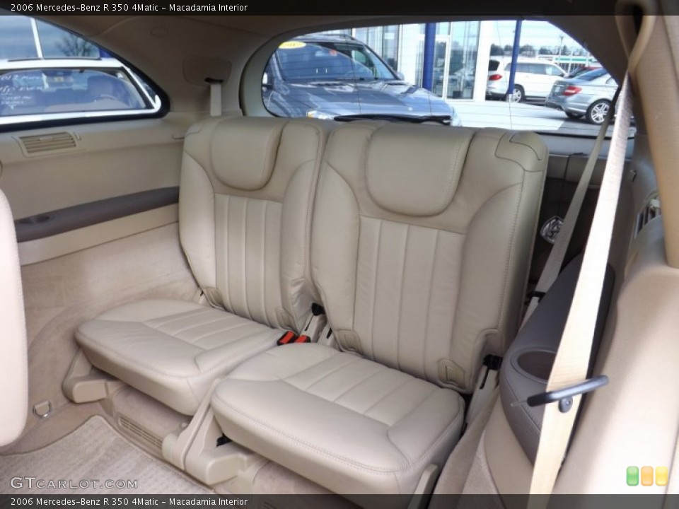 Macadamia Interior Rear Seat for the 2006 Mercedes-Benz R 350 4Matic #76222127