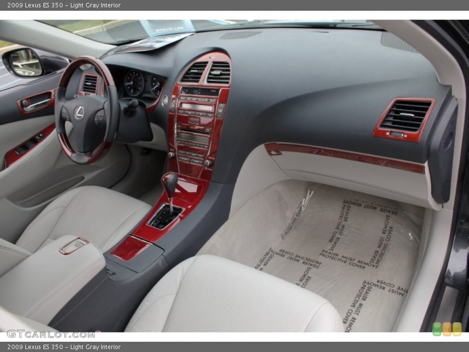 Light Gray Interior Photo for the 2009 Lexus ES 350 #76222586