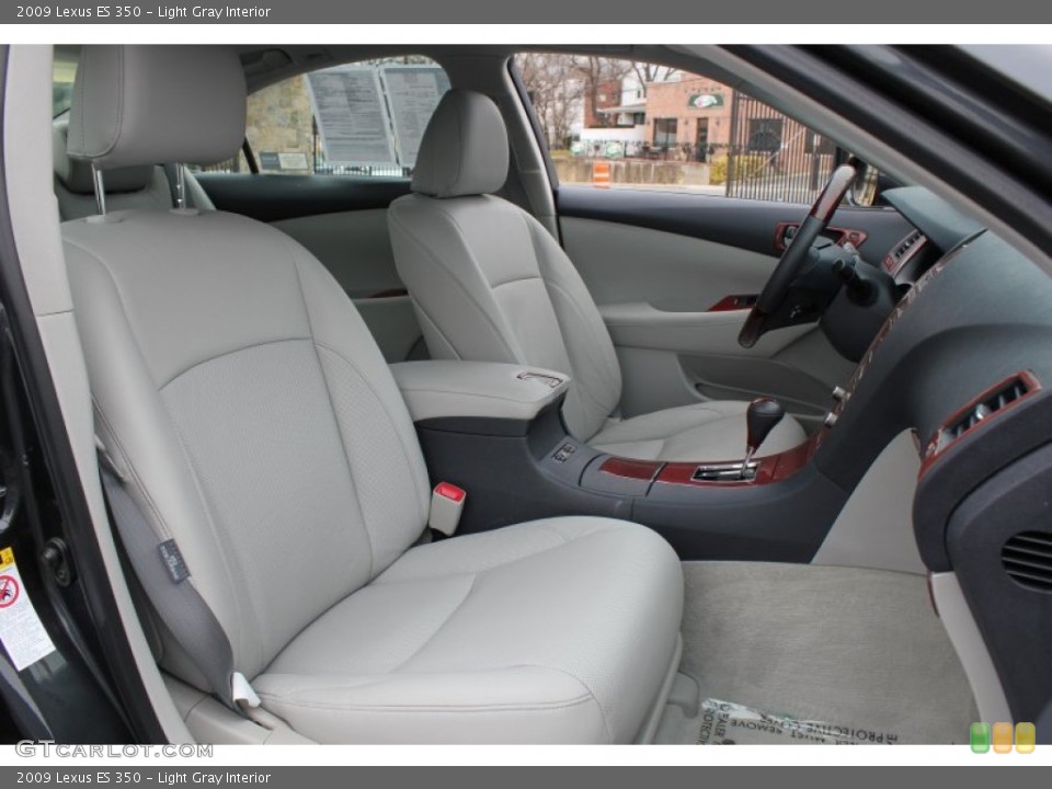 Light Gray Interior Photo for the 2009 Lexus ES 350 #76222589