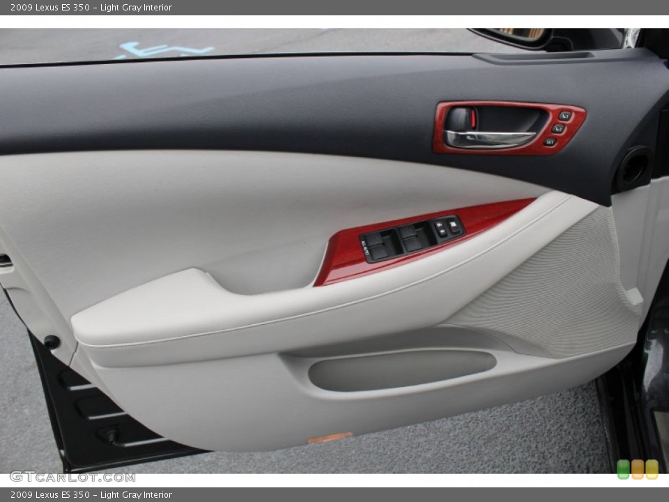 Light Gray Interior Door Panel for the 2009 Lexus ES 350 #76222592