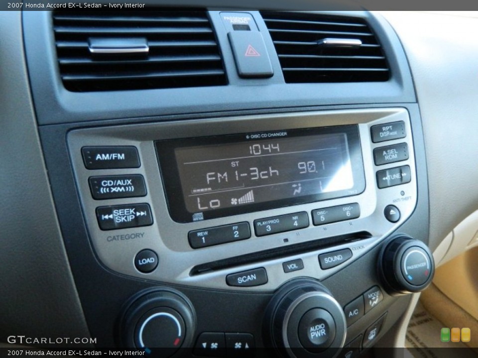 Ivory Interior Controls for the 2007 Honda Accord EX-L Sedan #76247564