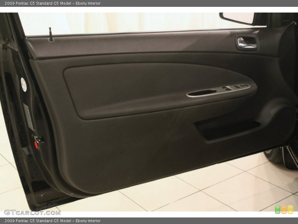 Ebony Interior Door Panel for the 2009 Pontiac G5  #76251029