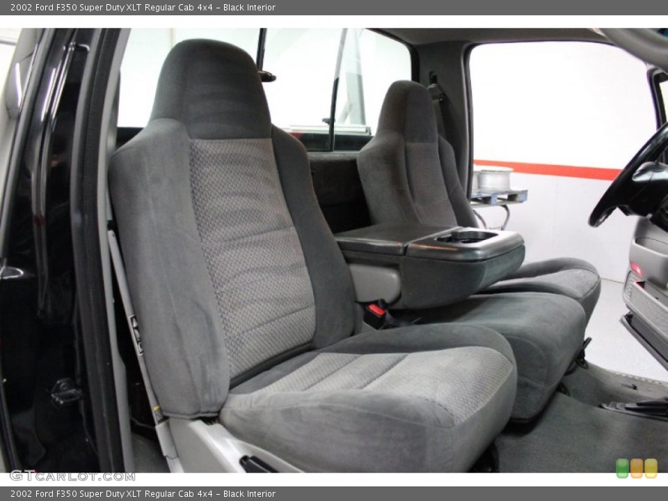 Black Interior Photo for the 2002 Ford F350 Super Duty XLT Regular Cab 4x4 #76256314