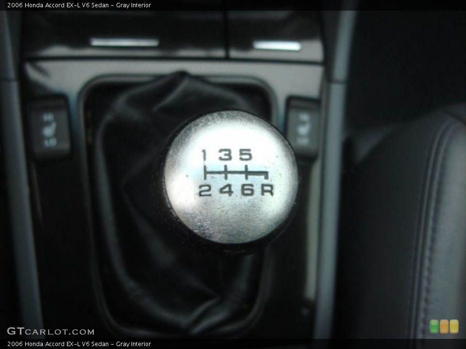 Gray Interior Transmission for the 2006 Honda Accord EX-L V6 Sedan #76258682