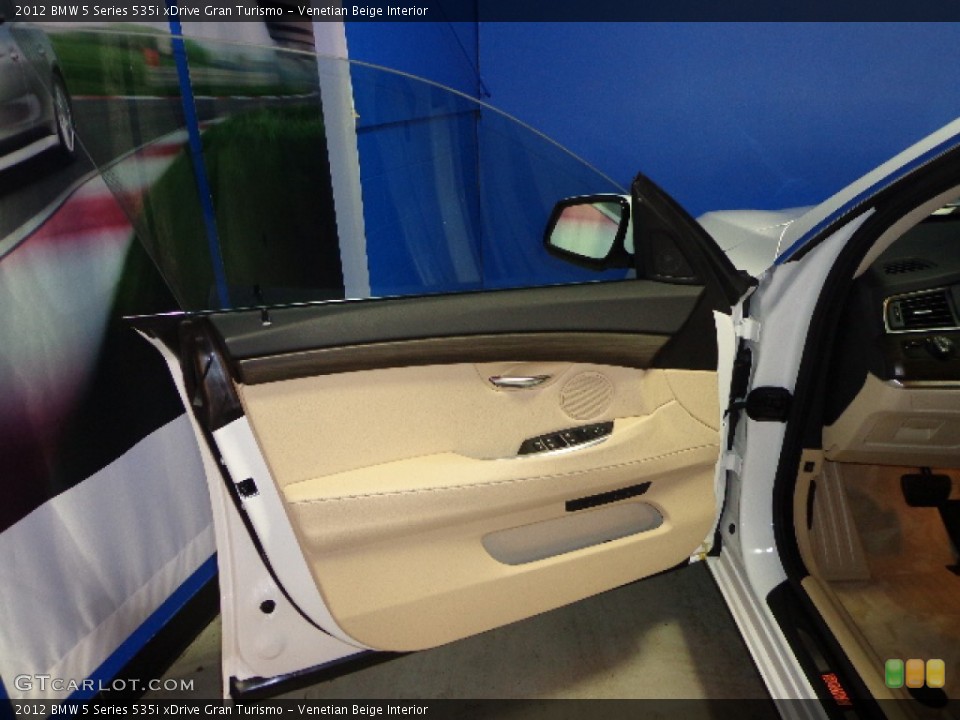 Venetian Beige Interior Door Panel for the 2012 BMW 5 Series 535i xDrive Gran Turismo #76264610
