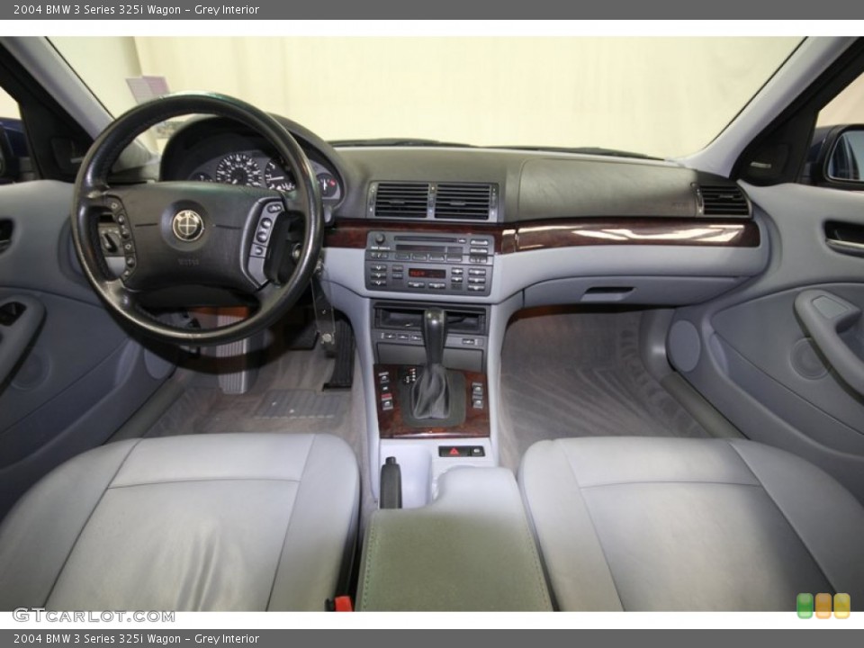 Grey Interior Dashboard for the 2004 BMW 3 Series 325i Wagon #76264775