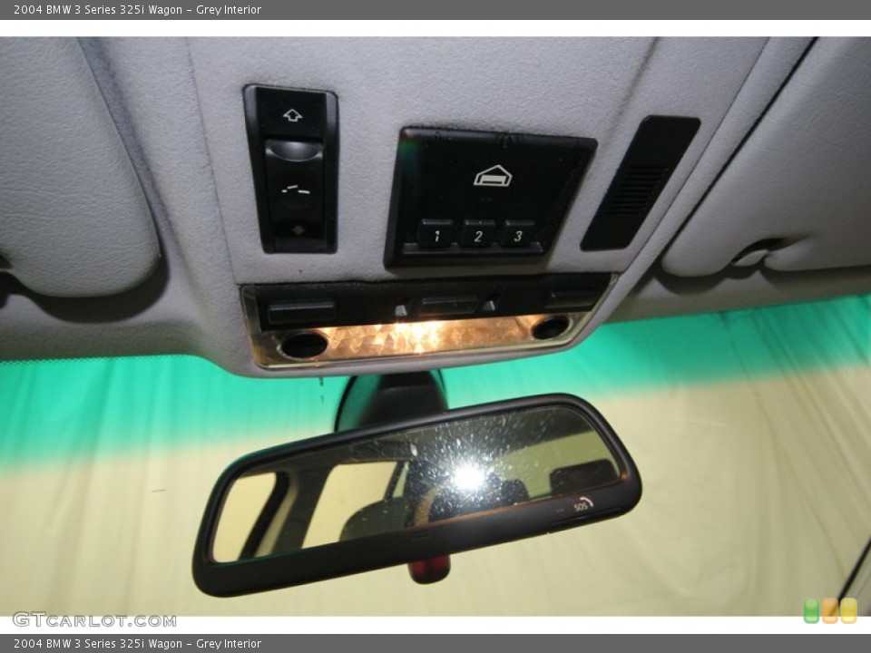Grey Interior Controls for the 2004 BMW 3 Series 325i Wagon #76265024
