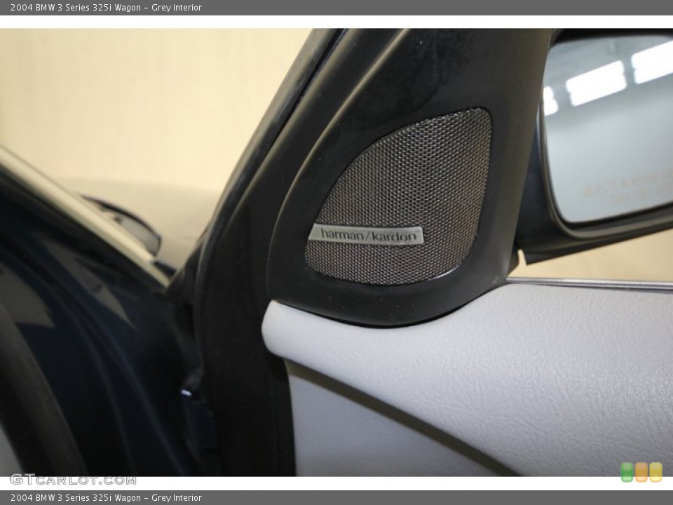 Grey Interior Audio System for the 2004 BMW 3 Series 325i Wagon #76265276