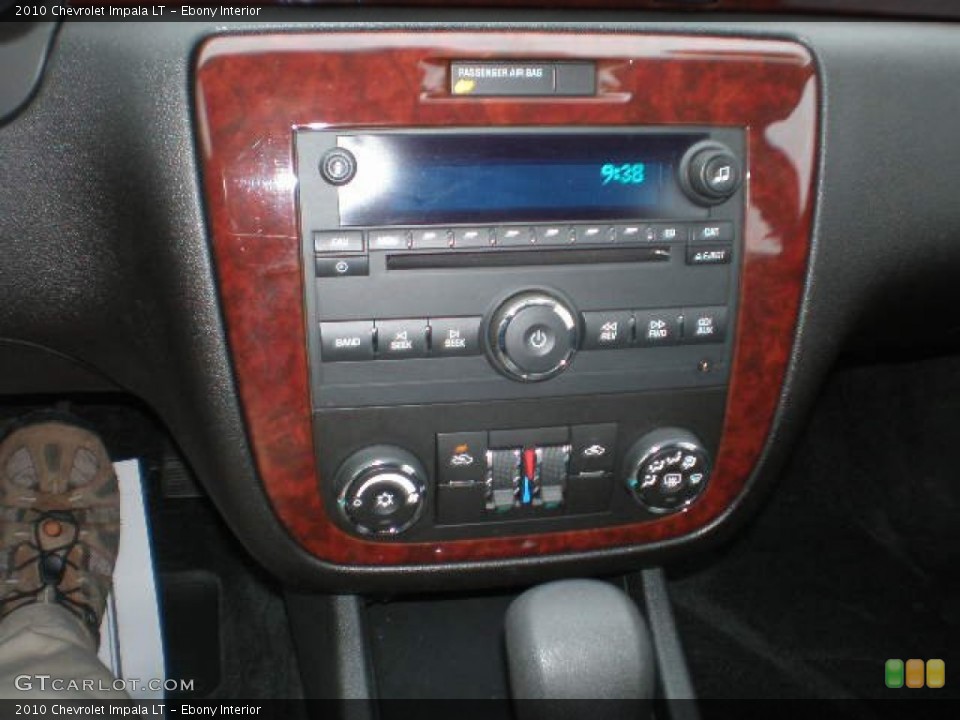 Ebony Interior Controls for the 2010 Chevrolet Impala LT #76285856