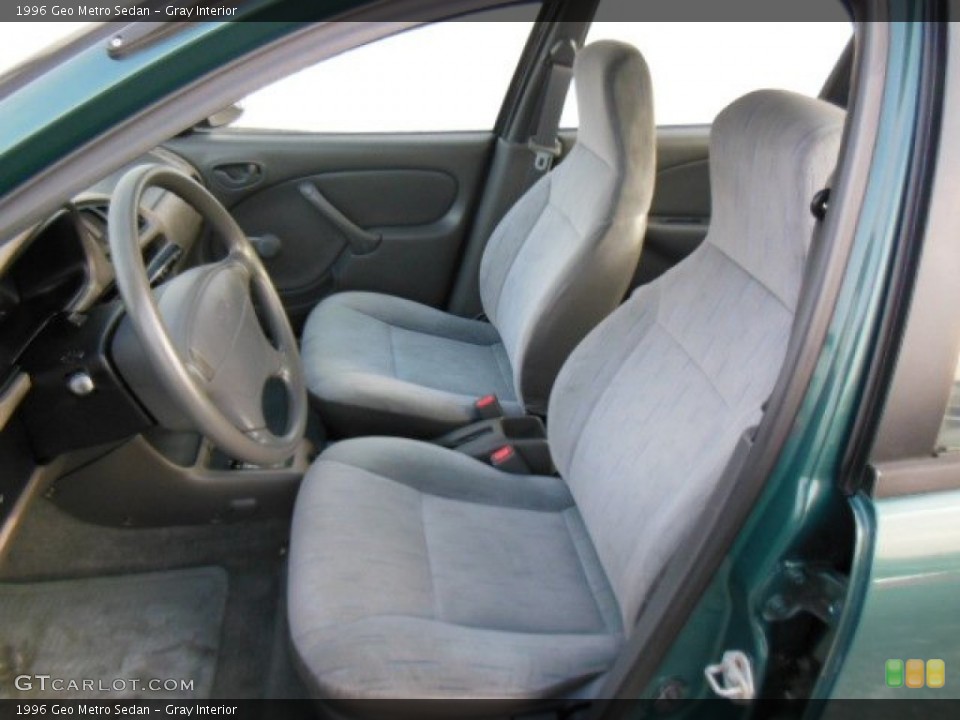 Gray Interior Photo for the 1996 Geo Metro Sedan #76292405