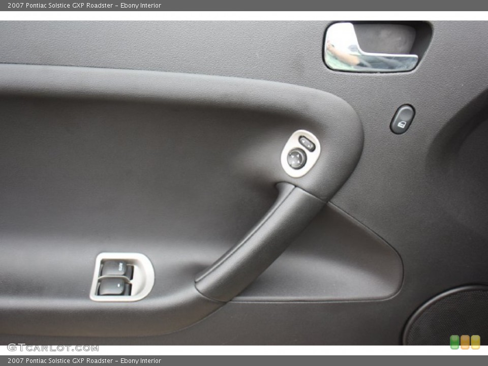 Ebony Interior Door Panel for the 2007 Pontiac Solstice GXP Roadster #76298954