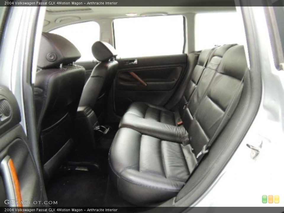 Anthracite Interior Rear Seat for the 2004 Volkswagen Passat GLX 4Motion Wagon #76300070