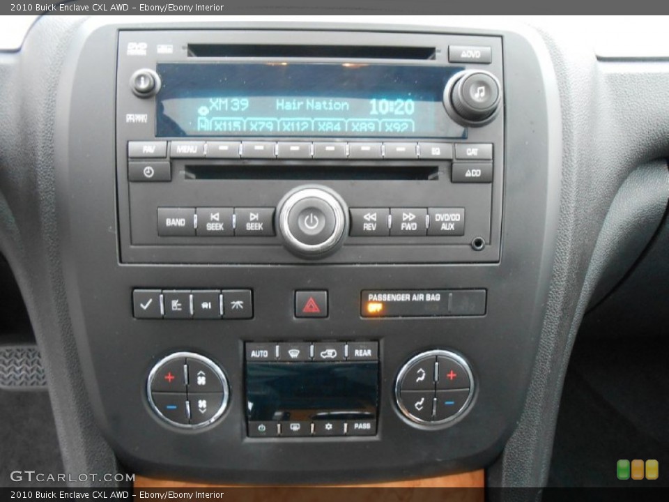 Ebony/Ebony Interior Controls for the 2010 Buick Enclave CXL AWD #76306070